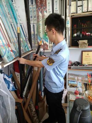 泰興市雷霆出擊 嚴查市場違禁漁具，守護漁業(yè)資源與水域生態(tài)